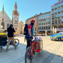 Kurier (3) Kurier (3)